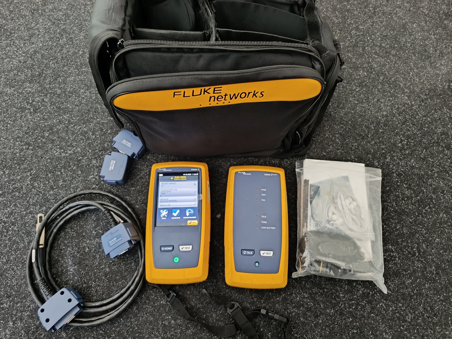 Fluke DSX-5000 INTL CAT 6A 1000MHz Netzwerktester DSX5000 gebraucht Fluke DSX-5000 INTL CAT 6A 1000MHz Netzwerktester DSX5000 gebraucht