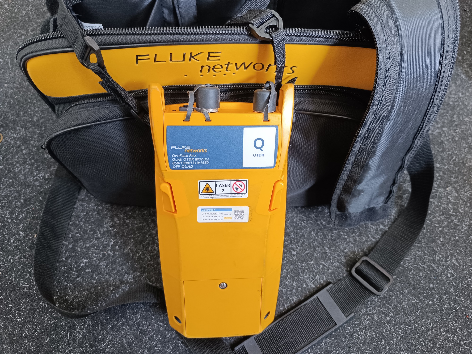Fluke OFP2-100-Q INT OptiFiber Pro Quad OTDR für Multimode + Singlemode gebraucht